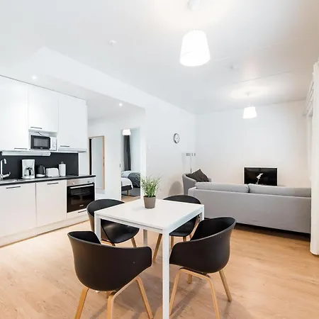 Forenom Serviced Alankotie Apartamento *